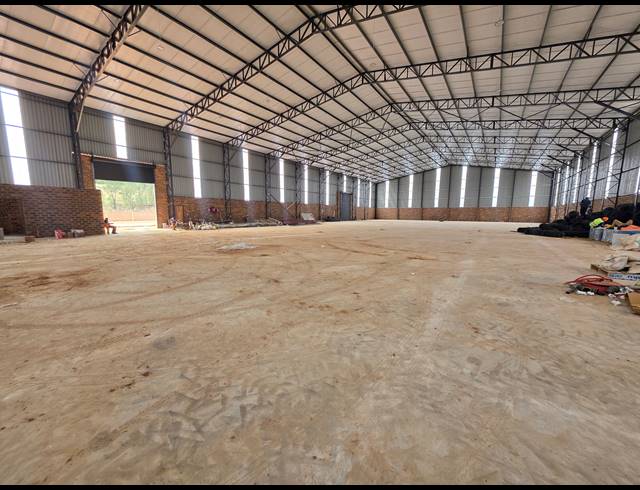 2,531M² WAREHOUSE TO LET IN AEROTON